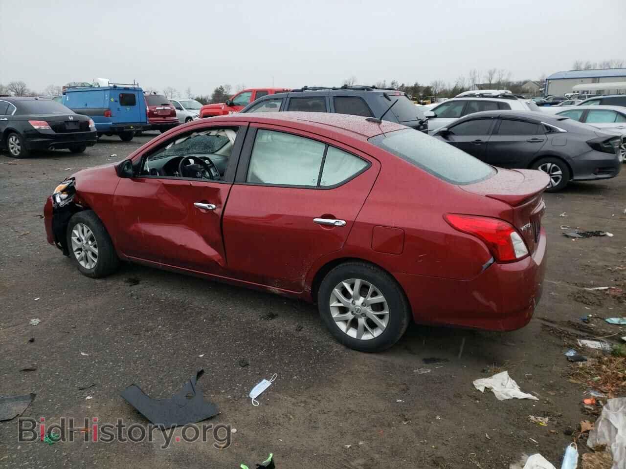 2018 NISSAN VERSA - VIN: 3N1CN7AP8JL831711 - Фото 2