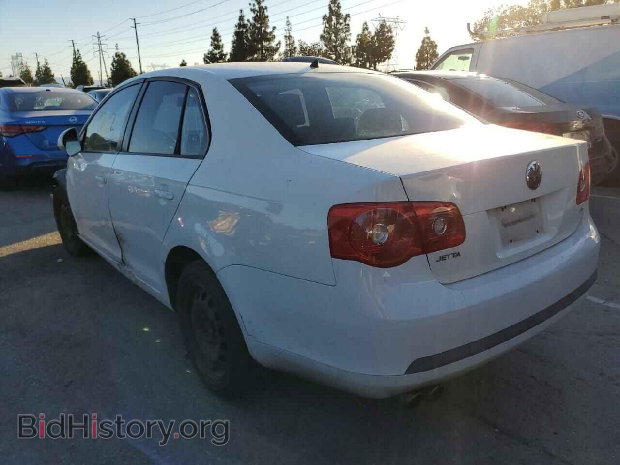 2007 VOLKSWAGEN JETTA - VIN: 3VWPG71K17M030955 - Фото 2