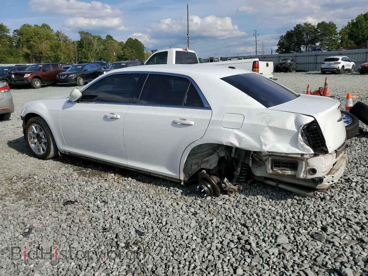 2013 CHRYSLER 300 - VIN: 2C3CCAAG5DH589493 - Фото 2