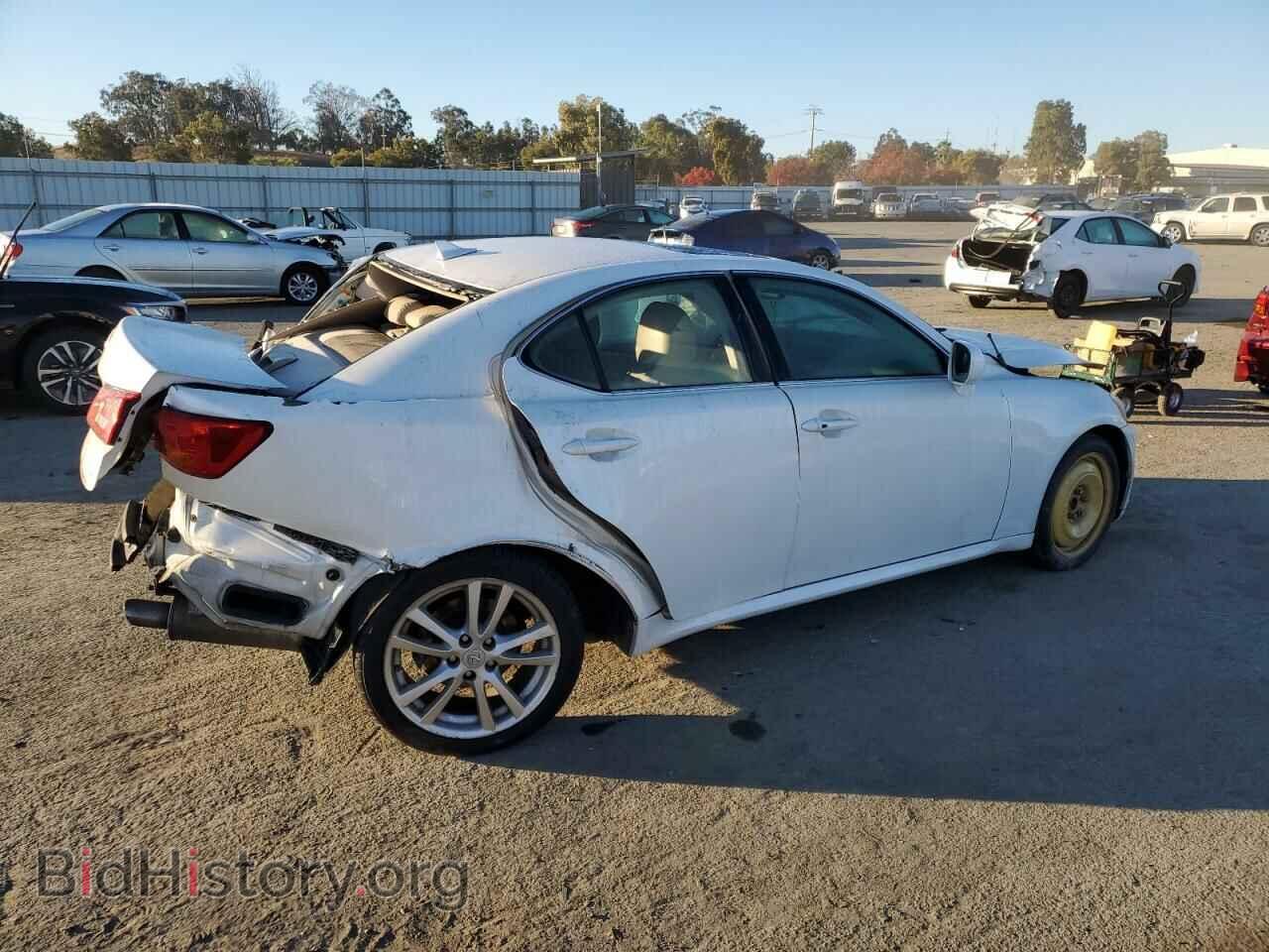 2007 LEXUS IS - VIN: JTHBK262X72043426 - Photo 3