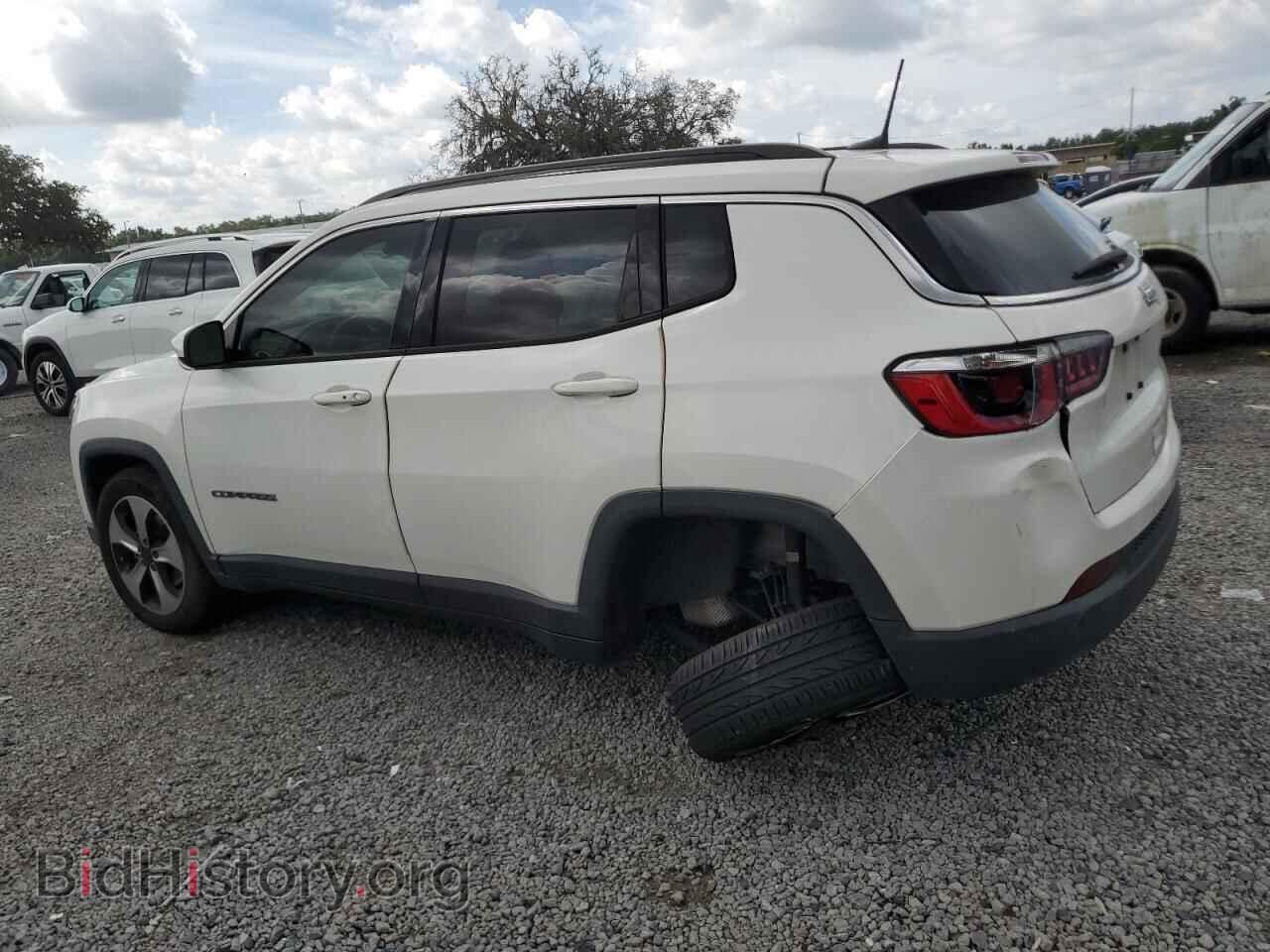 2017 JEEP COMPASS - VIN: 3C4NJCBB4HT632467 - Photo 2
