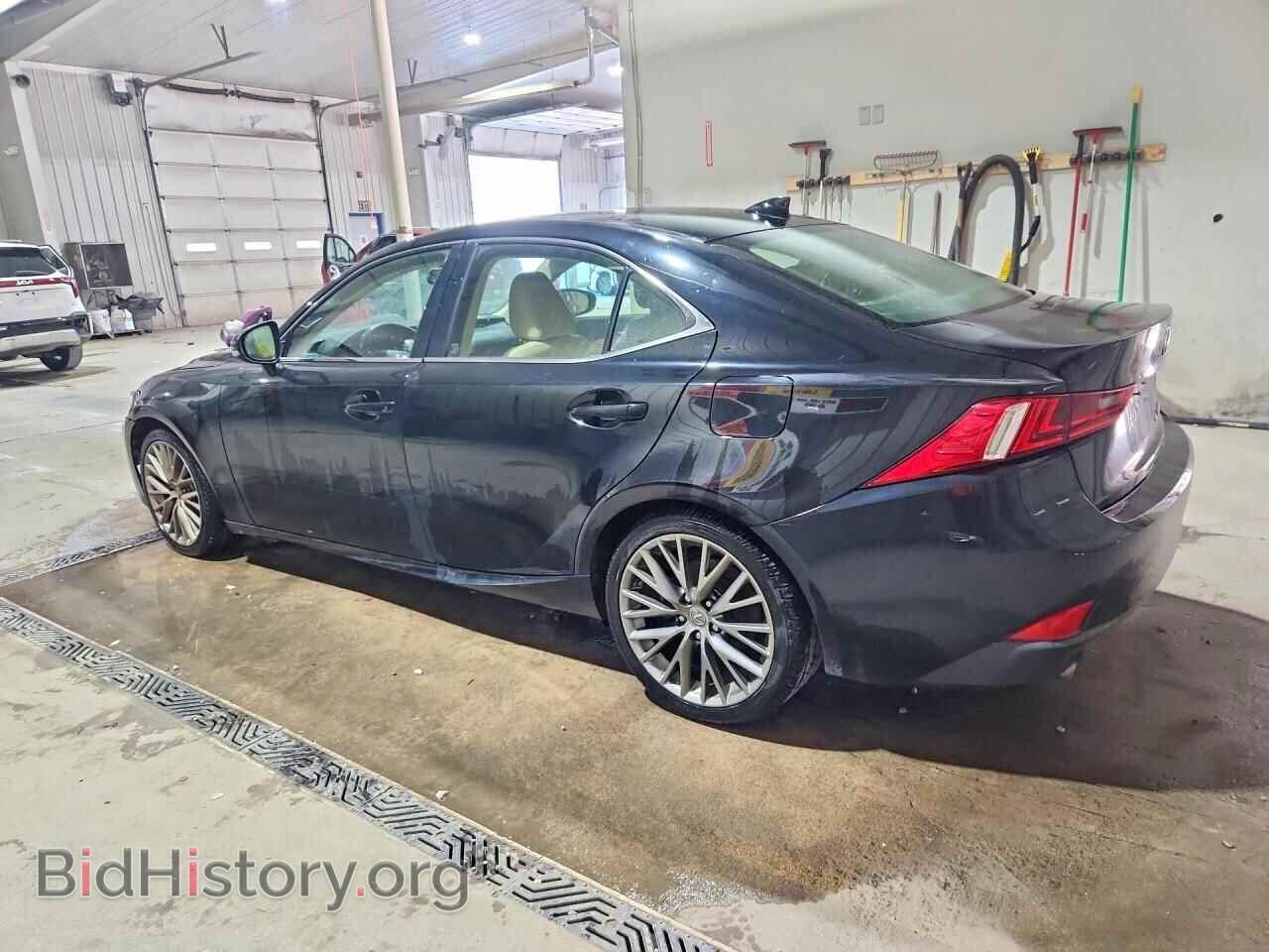 2014 LEXUS IS - VIN: JTHCF1D20E5014115 - Photo 2