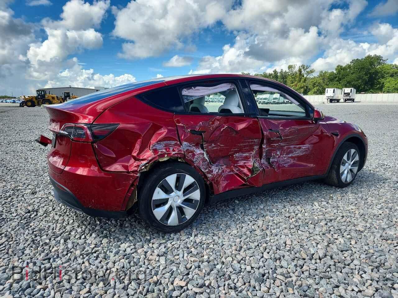 2024 TESLA MODEL Y - VIN: 7SAYGDED3RF089484 - Photo 3