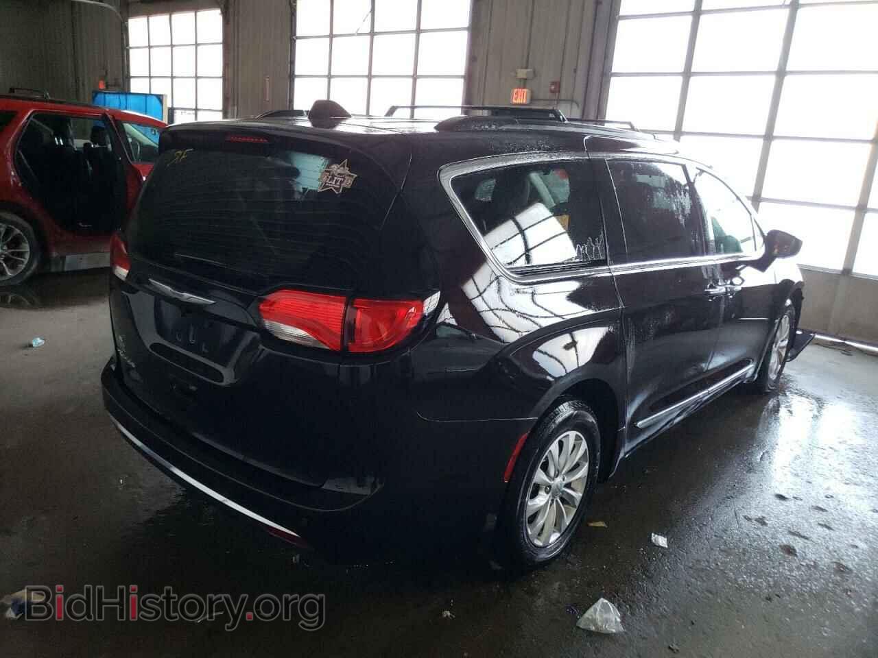 2017 CHRYSLER PACIFICA - VIN: 2C4RC1BGXHR832154 - Photo 4