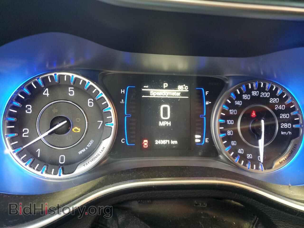 2015 CHRYSLER 200 - VIN: 1C3CCCAB9FN583190 - Фото 9