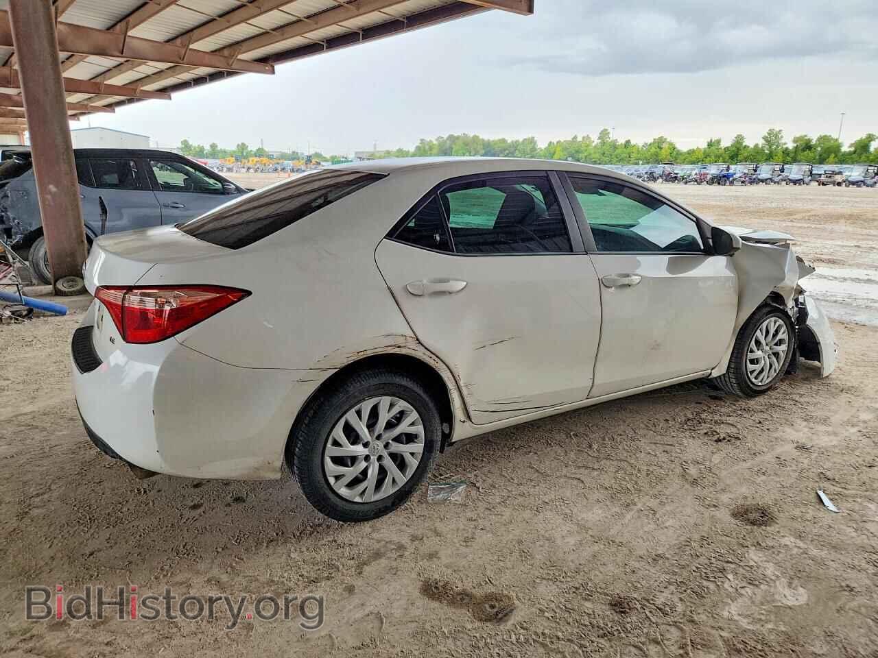 2018 TOYOTA COROLLA - VIN: 5YFBURHE9JP855921 - Photo 3