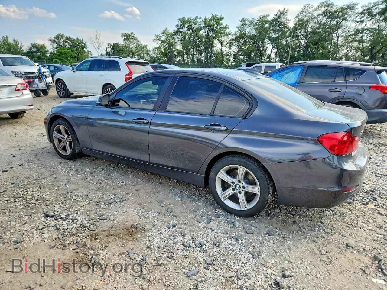 2013 BMW 3 SERIES - VIN: WBA3B5C55DF598453 - Фото 2