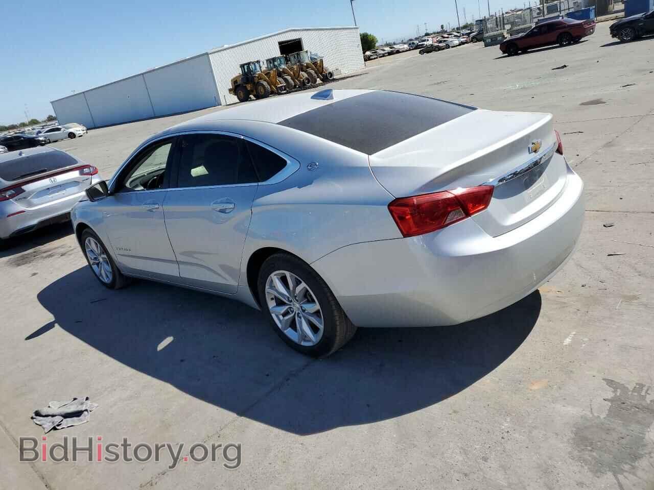 2018 CHEVROLET IMPALA - VIN: 1G1105SA5JU130320 - Фото 2
