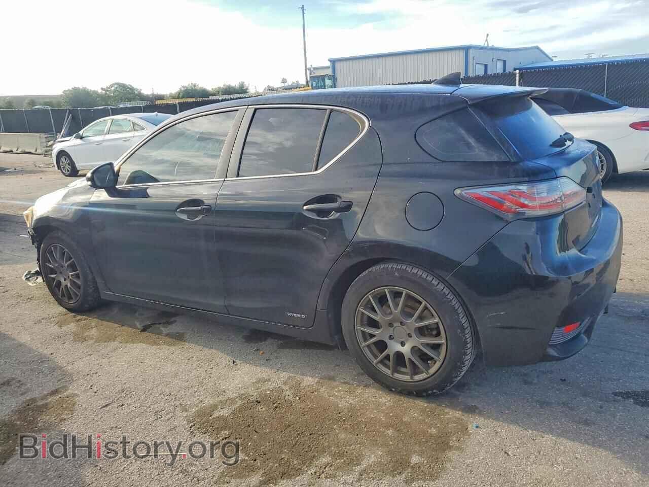 2016 LEXUS CT 200 - VIN: JTHKD5BHXG2259928 - Photo 2