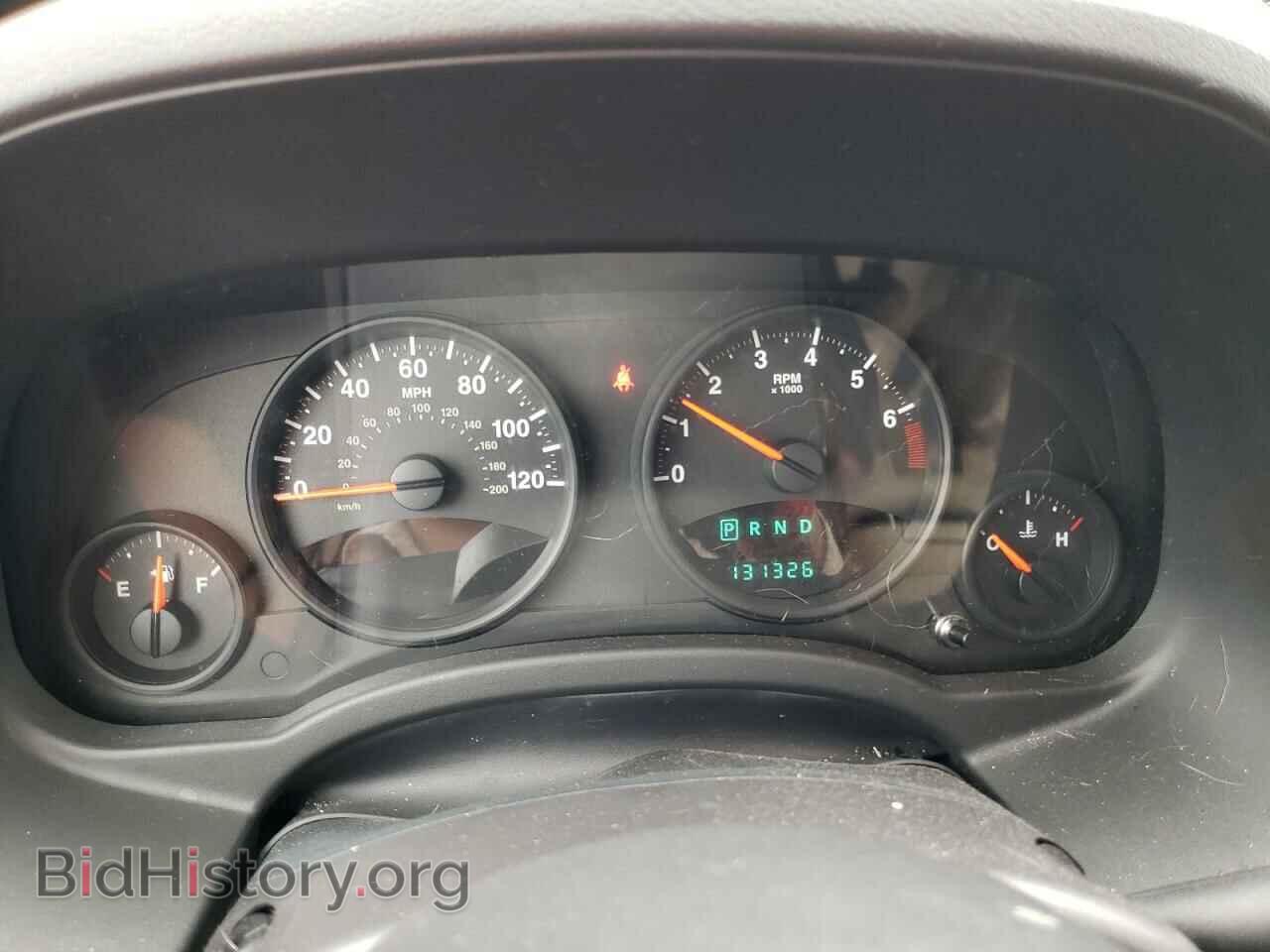 2011 JEEP COMPASS - VIN: 1J4NT1FA0BD138792 - Photo 9