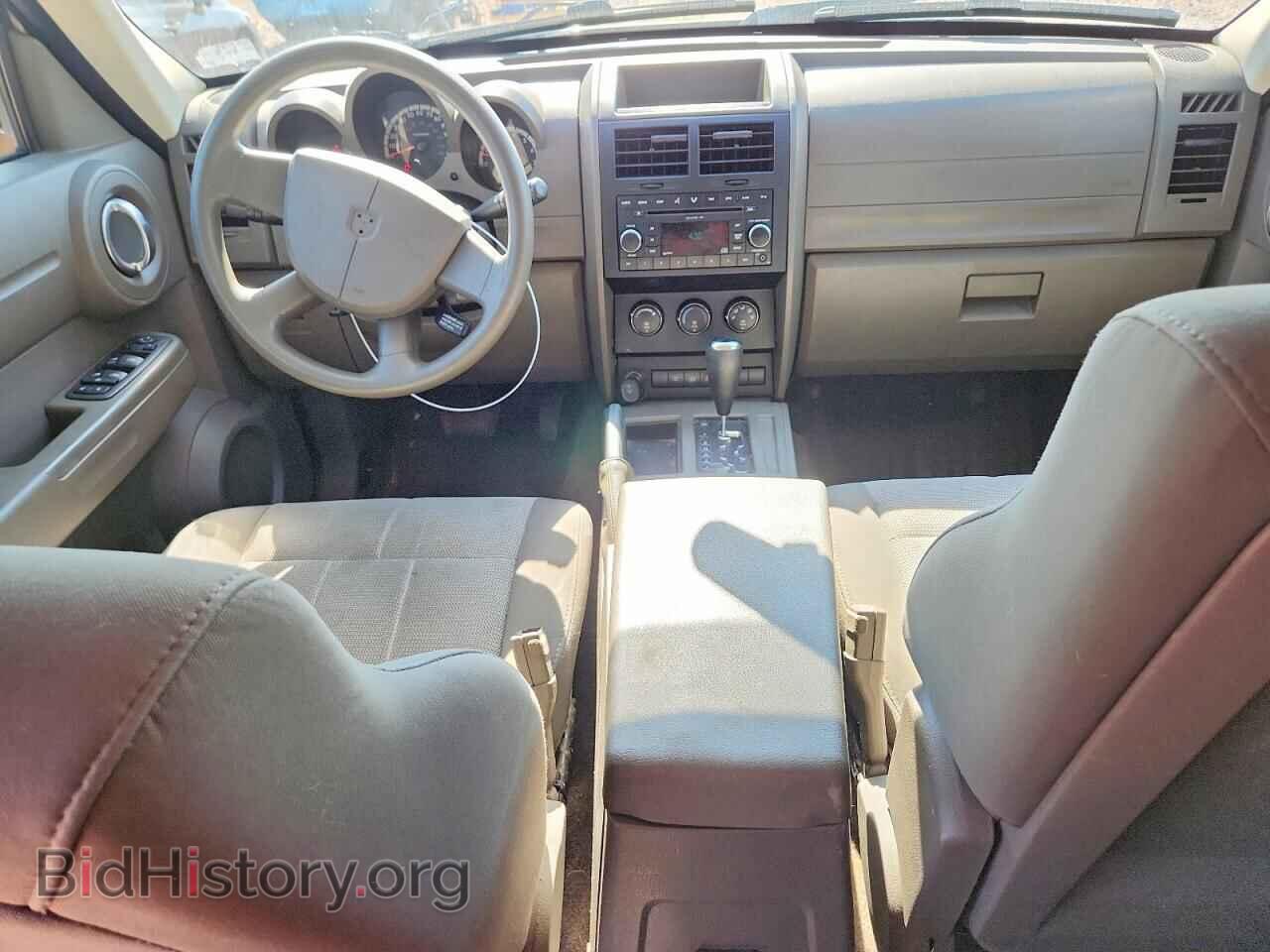 2007 DODGE NITRO - VIN: 1D8GT28K07W592001 - Photo 8