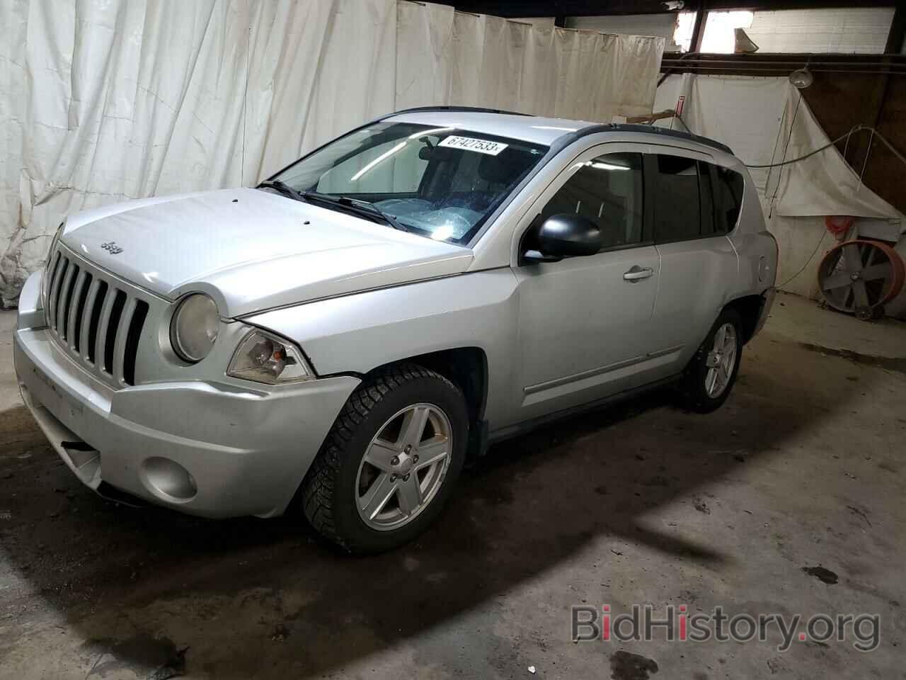 Photo 1J4NF4FB5AD502401 - JEEP COMPASS 2010