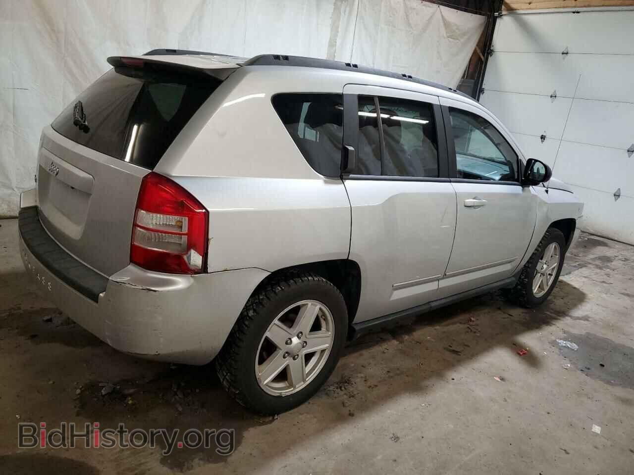 2010 JEEP COMPASS - VIN: 1J4NF4FB5AD502401 - Фото 3