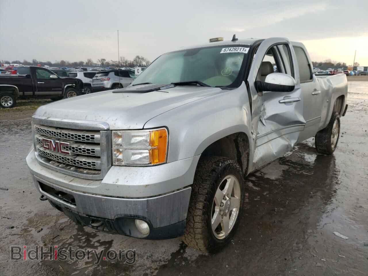 2013 GMC SIERRA - VIN: 1GT121E87DF210858 - Фото 9