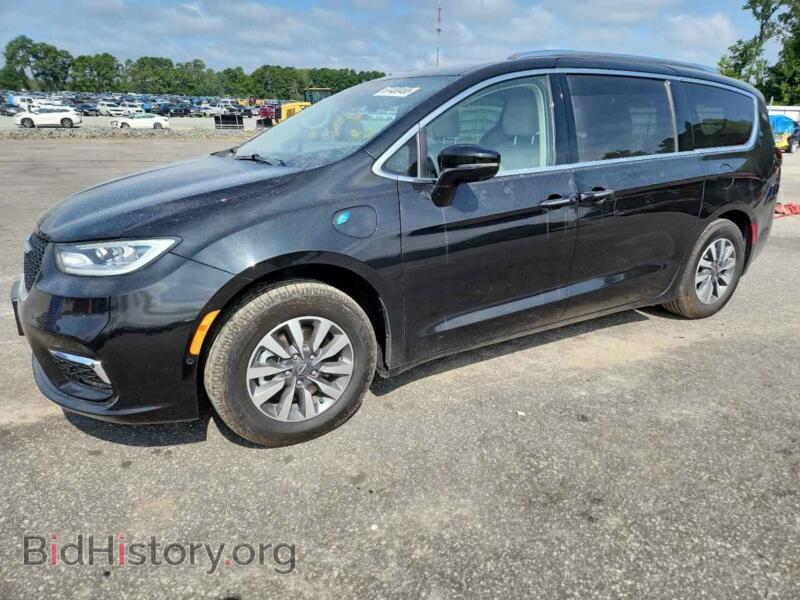 2021 Chrysler PACIFICA Hybrid Touring L (VIN 2C4RC1L76MR599317) — photo 1 of 15, Copart, damage: side