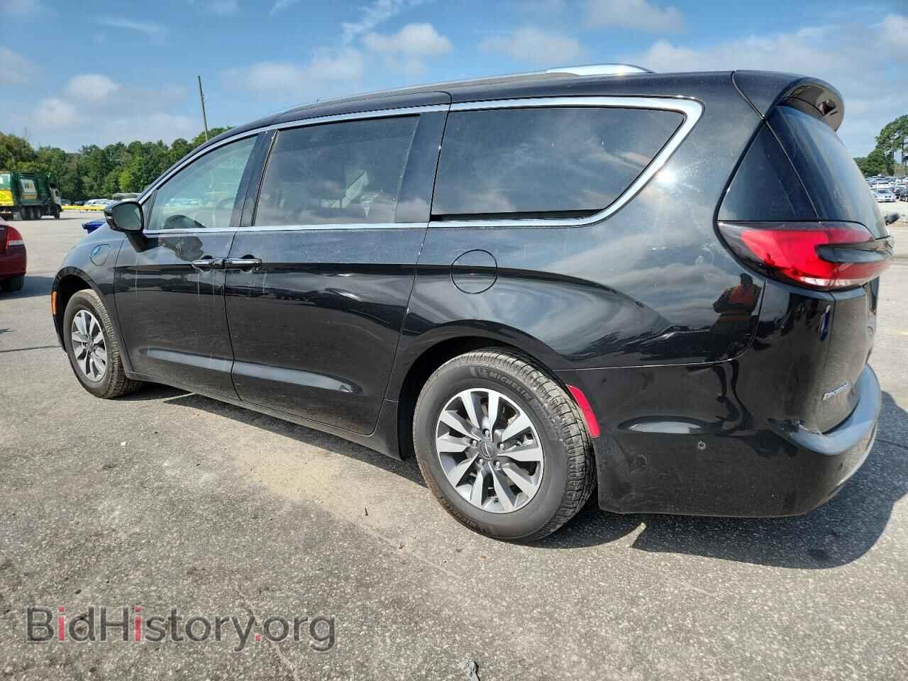 2021 CHRYSLER PACIFICA - VIN: 2C4RC1L76MR599317 - Фото 2