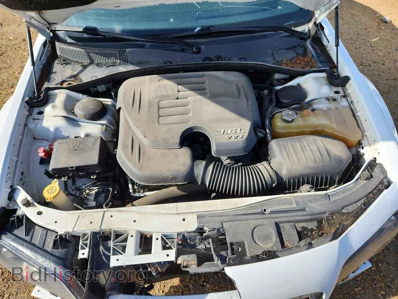 2016 CHRYSLER 300 - VIN: 2C3CCABG4GH231434 - Photo 11