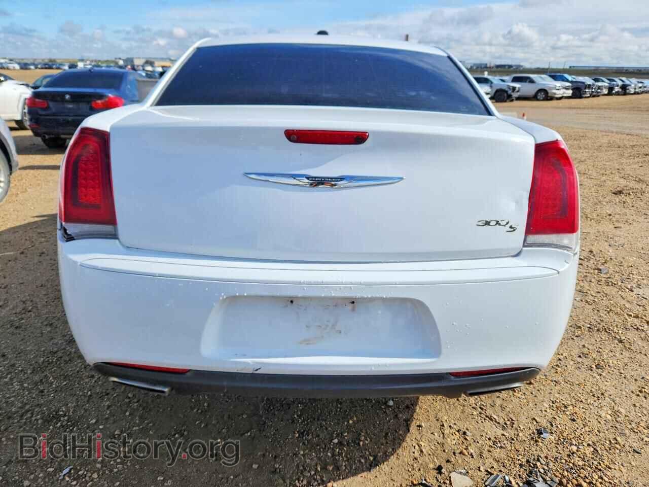 2016 CHRYSLER 300 - VIN: 2C3CCABG4GH231434 - Photo 6