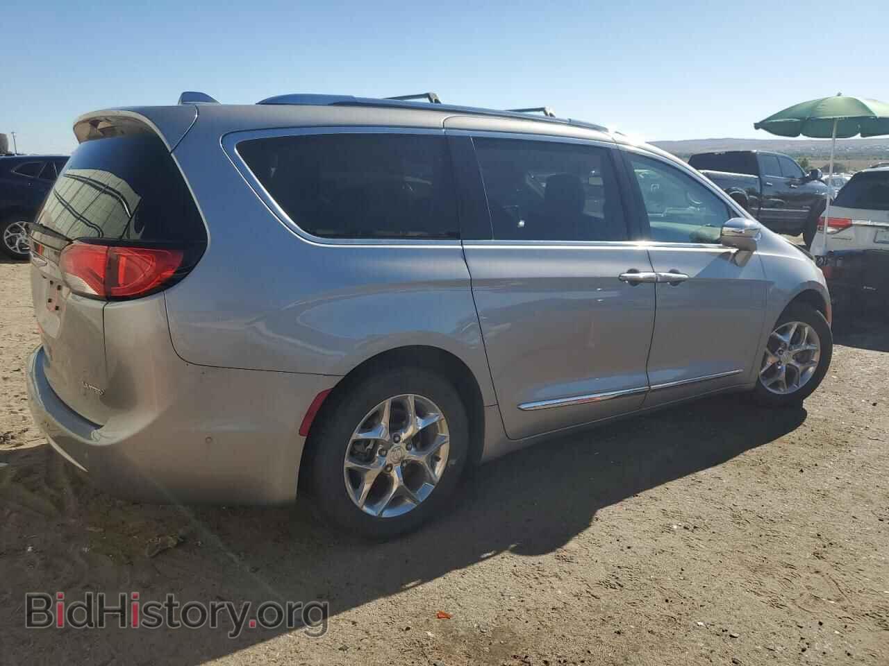 2017 CHRYSLER PACIFICA - VIN: 2C4RC1GG9HR734693 - Фото 3