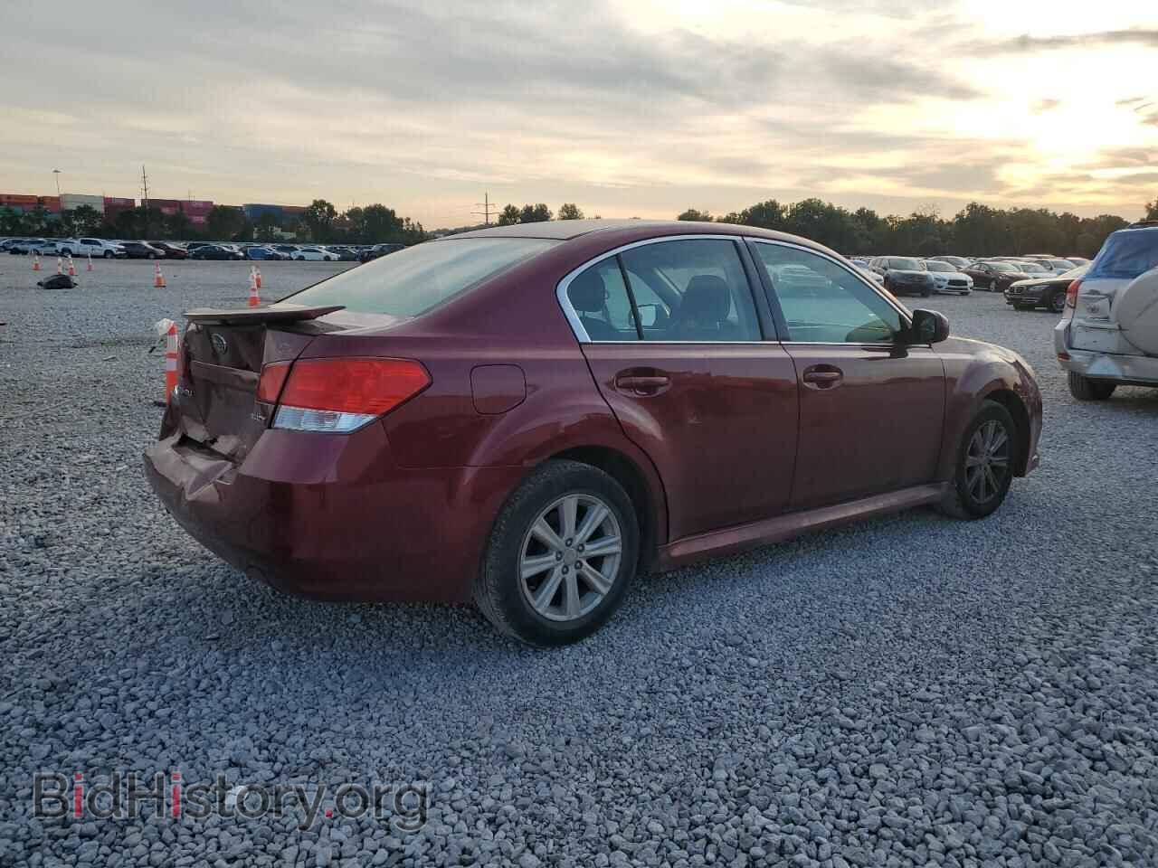 2011 SUBARU LEGACY - VIN: 4S3BMCG65B3242017 - Фото 3
