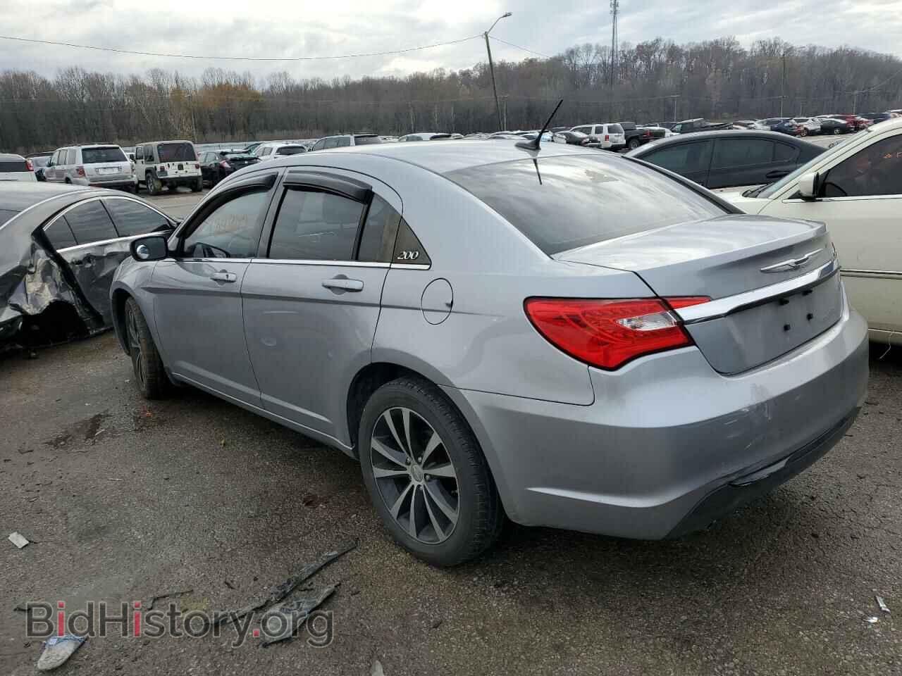 2013 CHRYSLER 200 - VIN: 1C3CCBBG0DN744740 - Фото 3