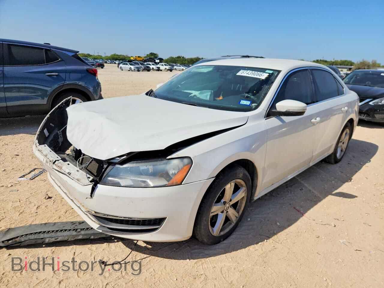 Photo 1VWBH7A33DC084741 - VOLKSWAGEN PASSAT 2013