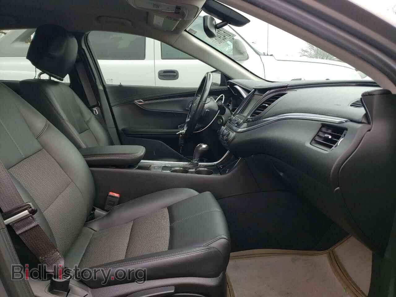 2017 CHEVROLET IMPALA - VIN: 1G1105S38HU140609 - Фото 5