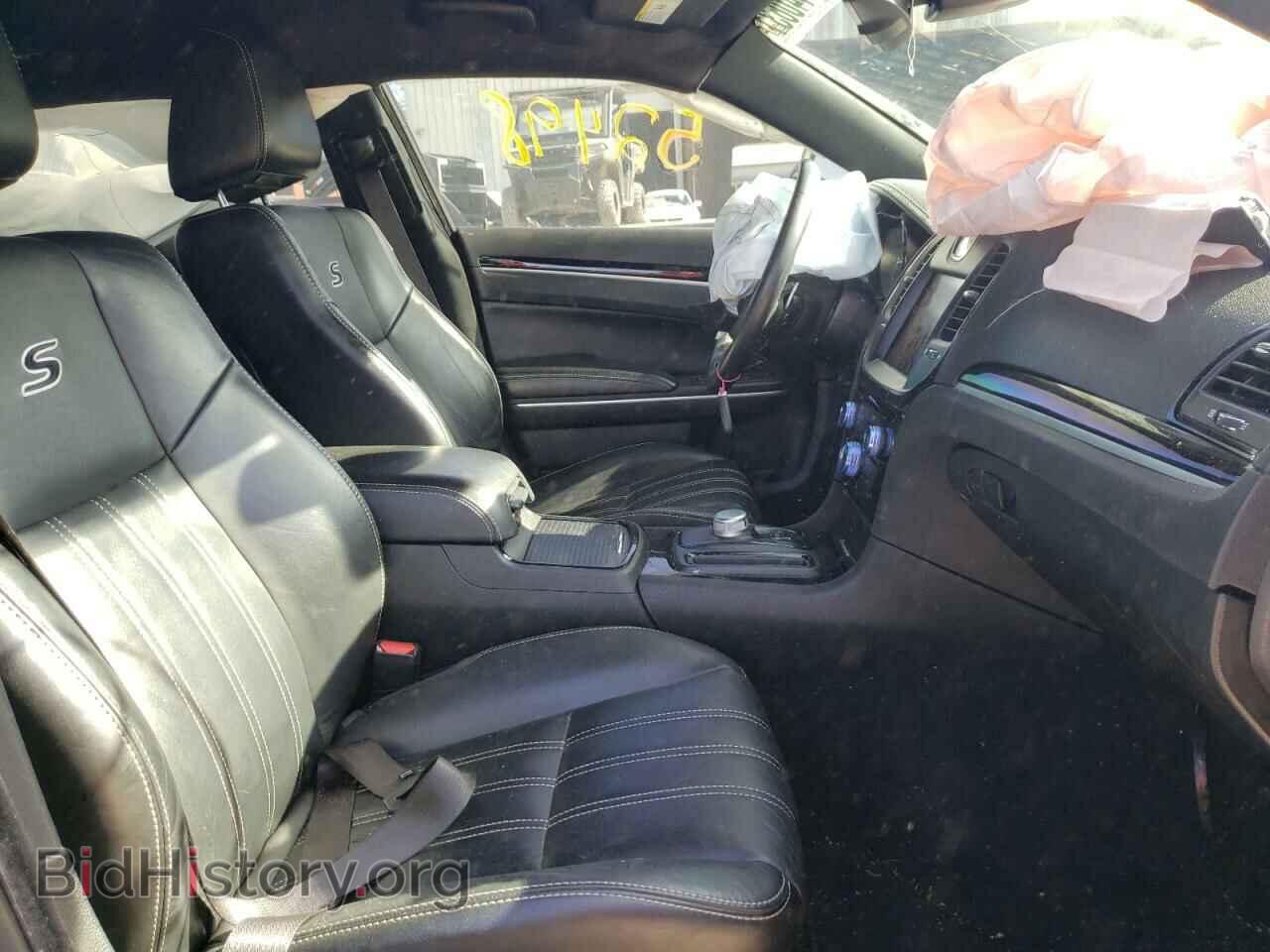 2019 CHRYSLER 300 - VIN: 2C3CCAGG7KH682584 - Photo 5