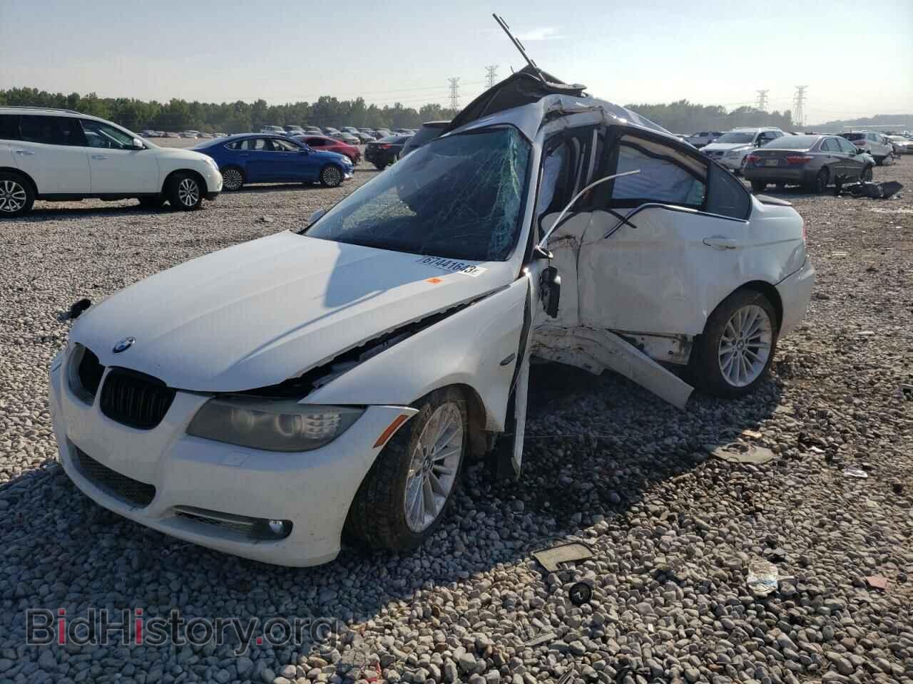 Photo WBAPN7C55BA949473 - BMW 3 SERIES 2011
