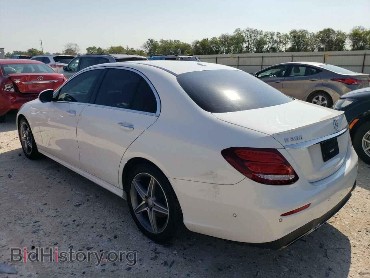 2017 MERCEDES-BENZ E-CLASS - VIN: WDDZF4JB4HA042650 - Фото 2