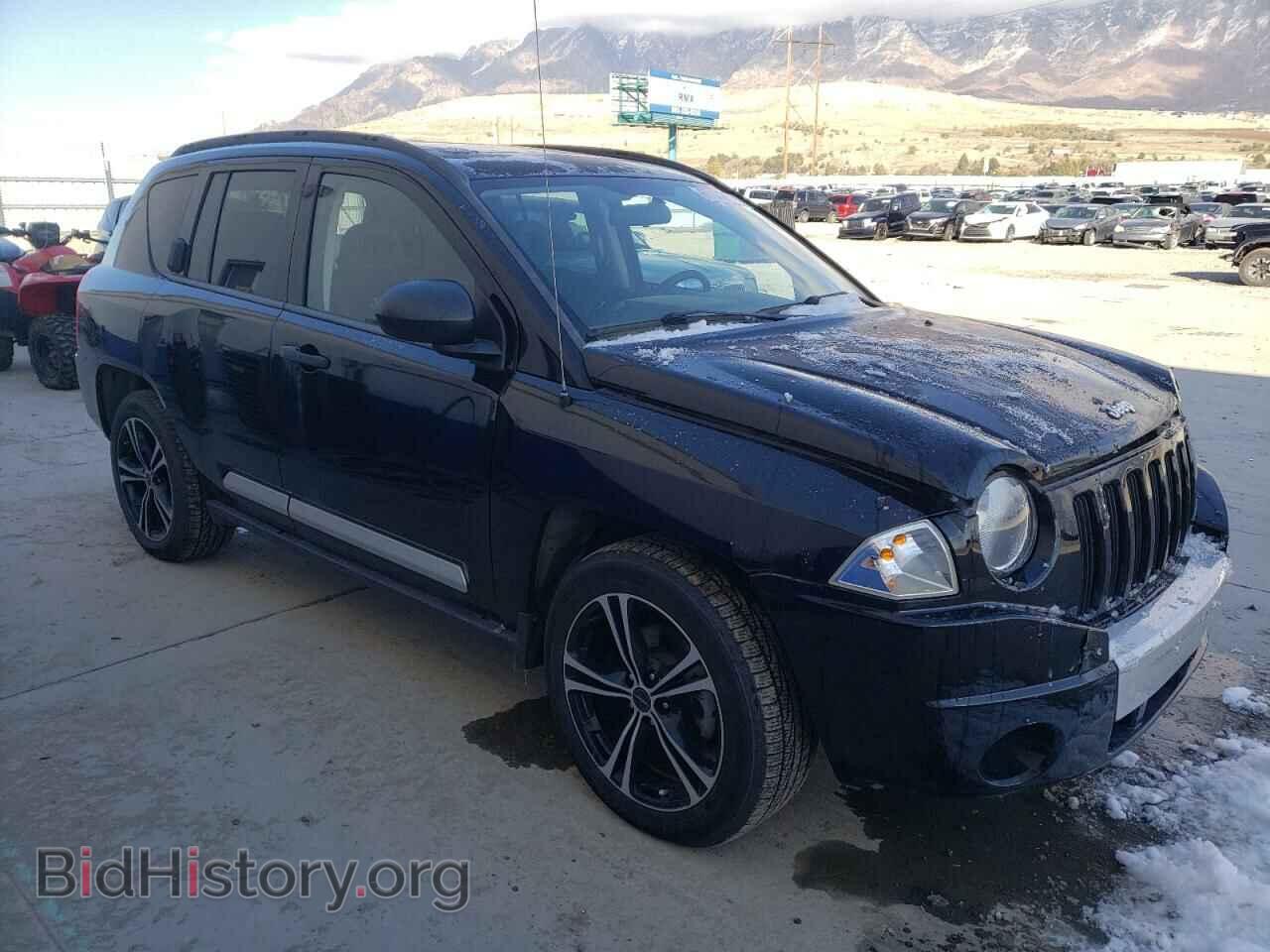 2007 JEEP COMPASS - VIN: 1J8FF57WX7D215204 - Фото 4