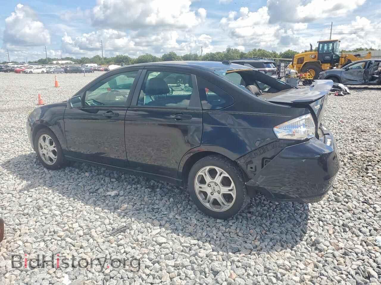 2009 FORD FOCUS - VIN: 1FAHP36NX9W200595 - Photo 2