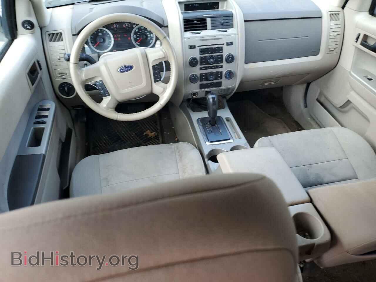 2010 FORD ESCAPE - VIN: 1FMCU0D75AKC05906 - Фото 8