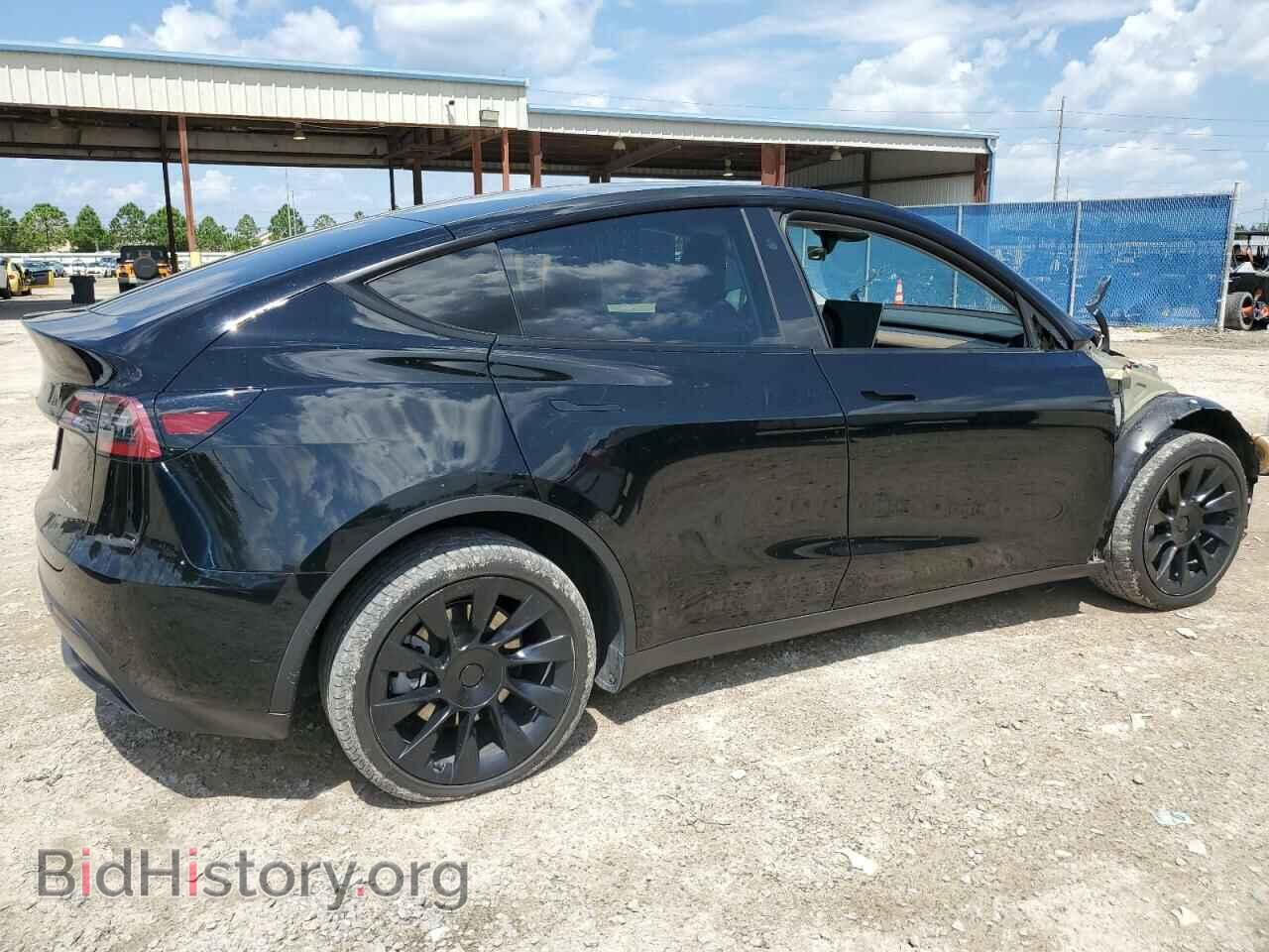 2023 TESLA MODEL Y - VIN: 7SAYGDEE7PF833528 - Photo 3