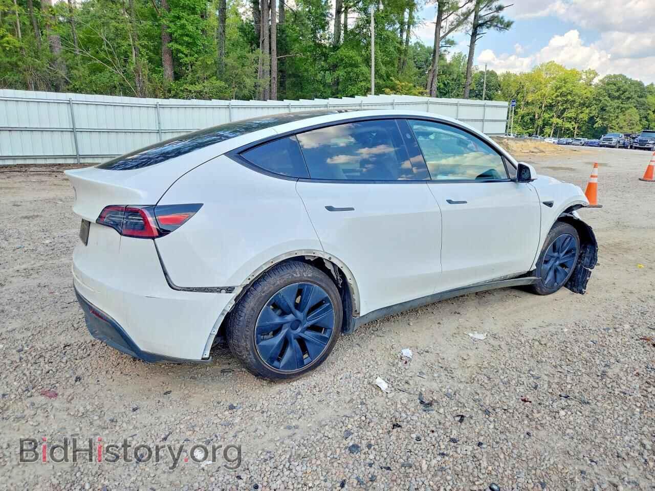 2025 TESLA MODEL Y - VIN: 7SAYGDEDXSA346286 - Photo 3