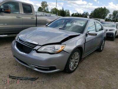 2013 Chrysler 200 200 Limite, серебристый — VIN 1C3CCBCGXDN657183, Copart