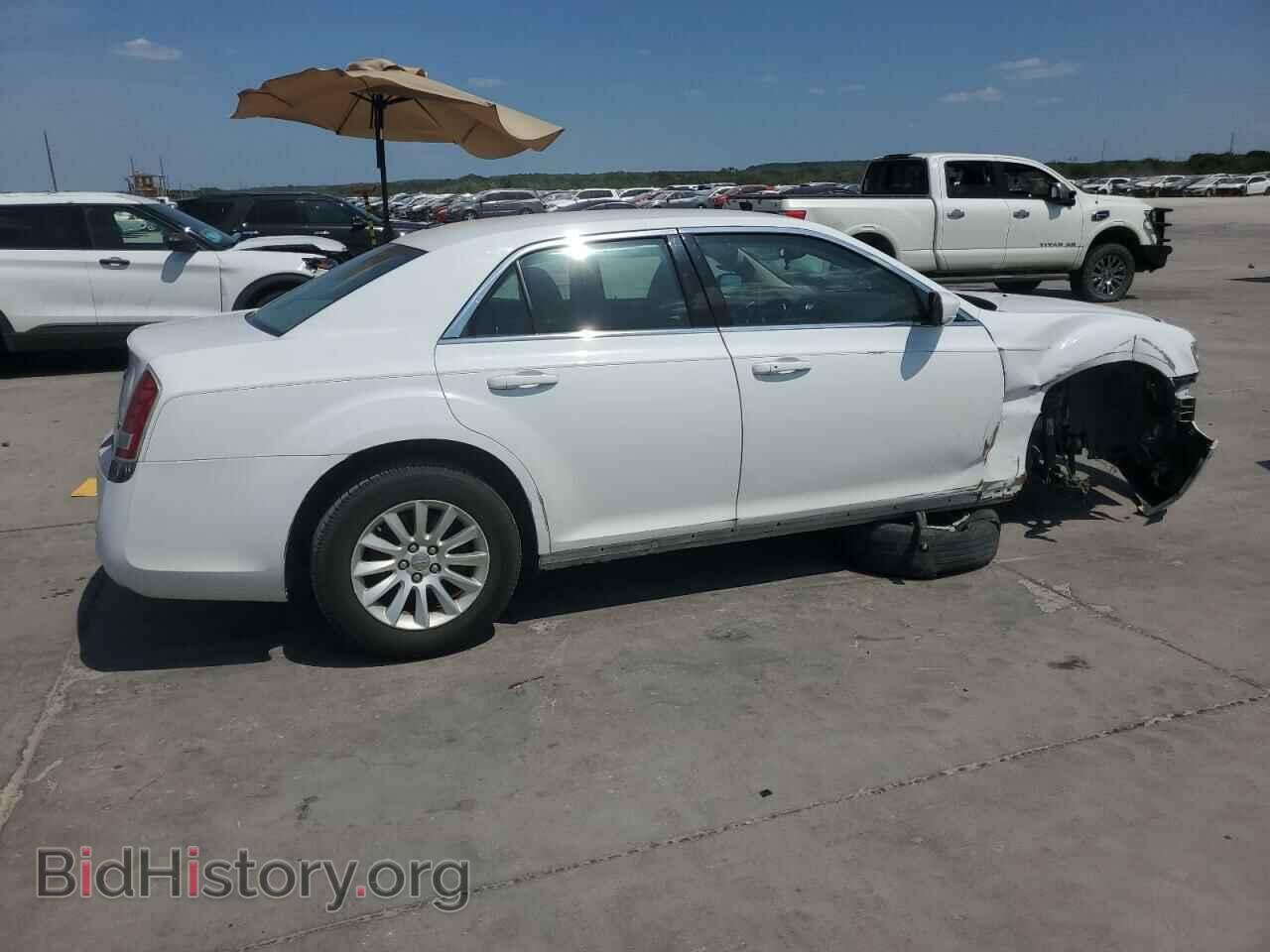 2013 CHRYSLER 300 - VIN: 2C3CCAAG2DH551669 - Фото 3