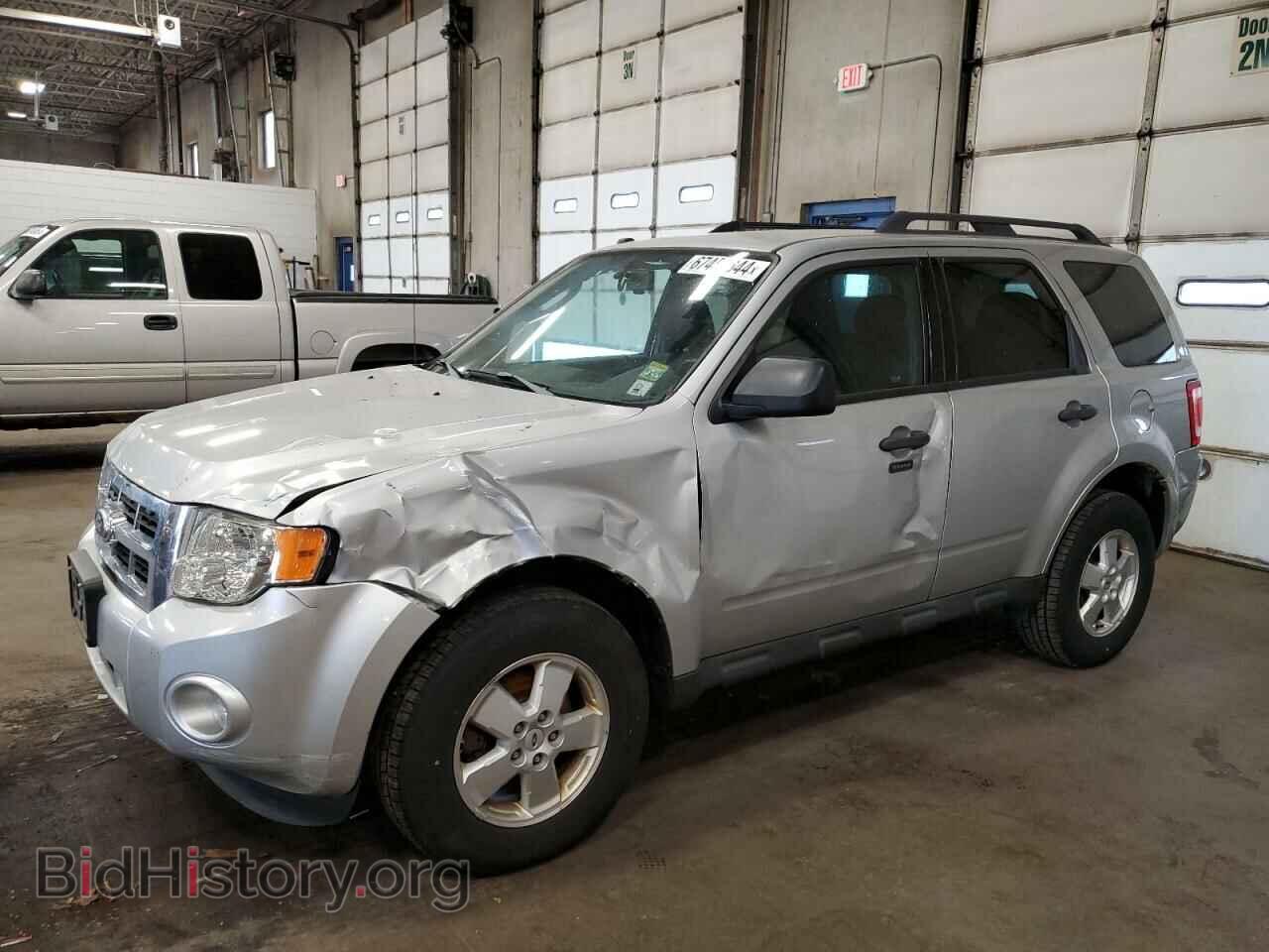 Фотография 1FMCU0D79BKA67627 - FORD ESCAPE 2011