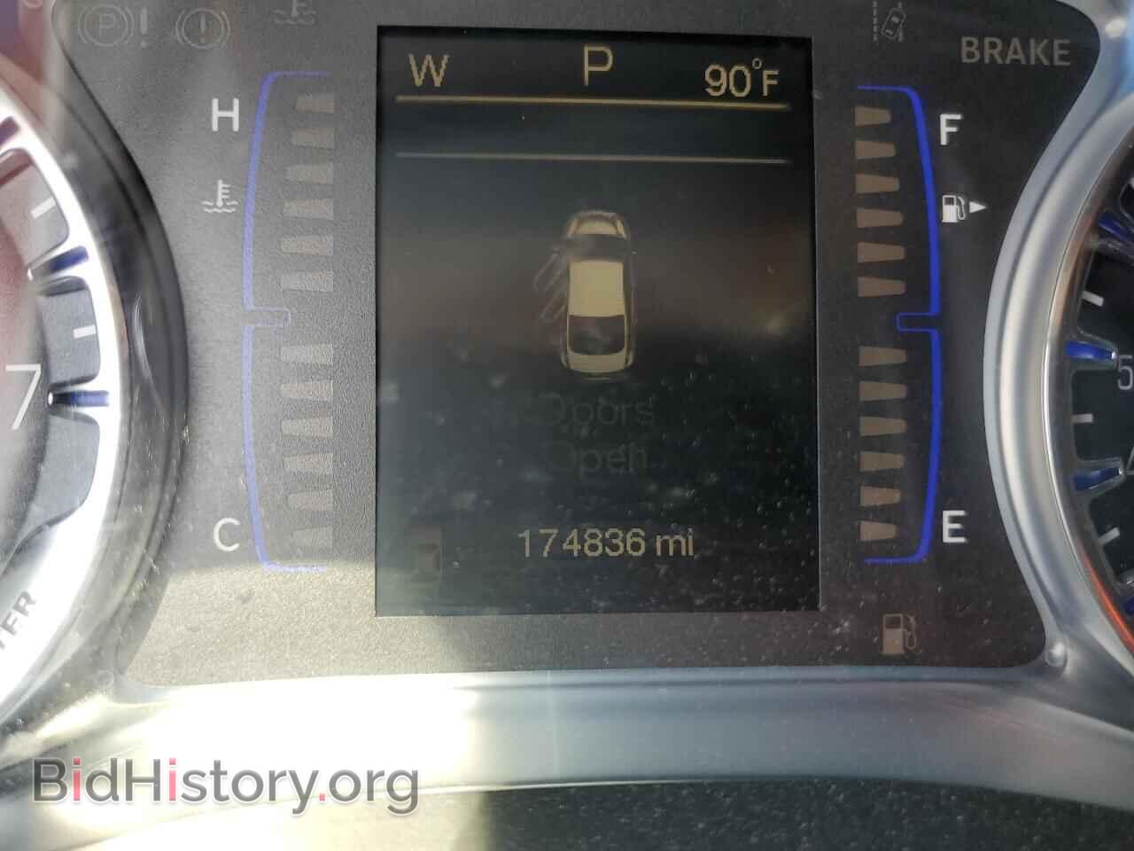 2015 CHRYSLER 200 - VIN: 1C3CCCAB7FN645072 - Фото 9