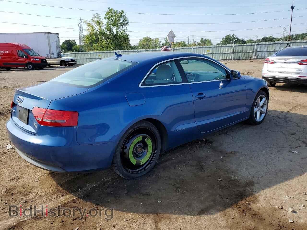 2010 AUDI A5 - VIN: WAULFAFR0AA064359 - Фото 3