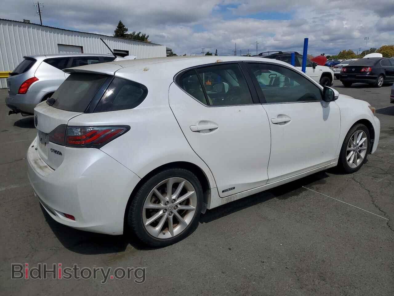 2011 LEXUS CT 200 - VIN: JTHKD5BH6B2020904 - Фото 3