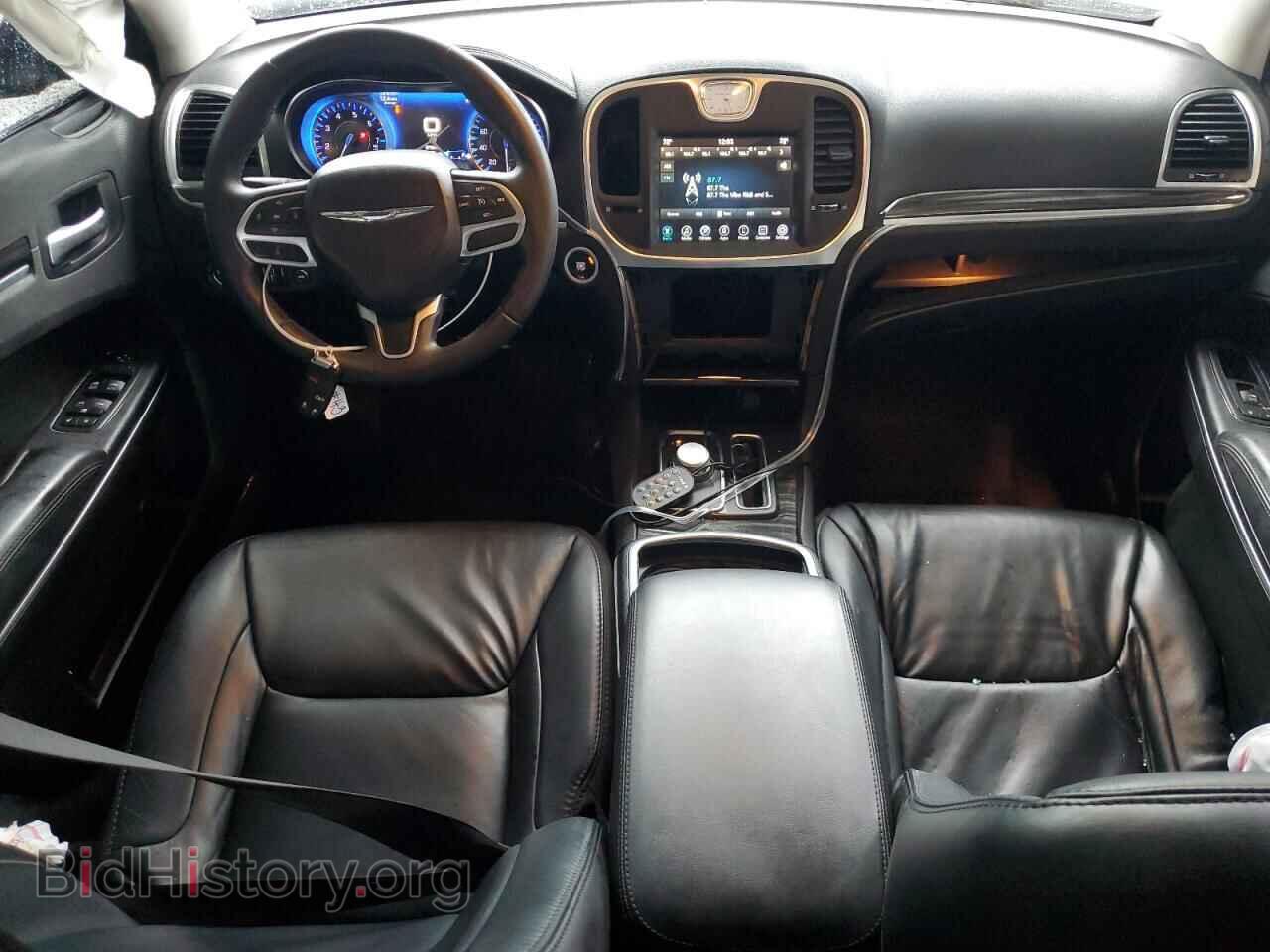 2017 CHRYSLER 300 - VIN: 2C3CCAAG4HH553039 - Фото 8