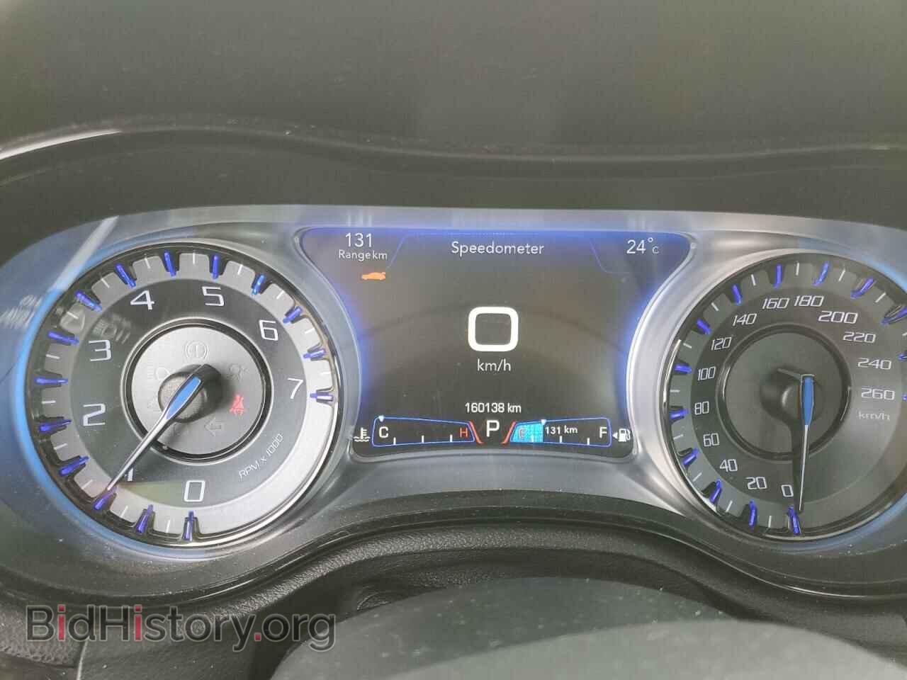 2017 CHRYSLER 300 - VIN: 2C3CCABG6HH655571 - Фото 9
