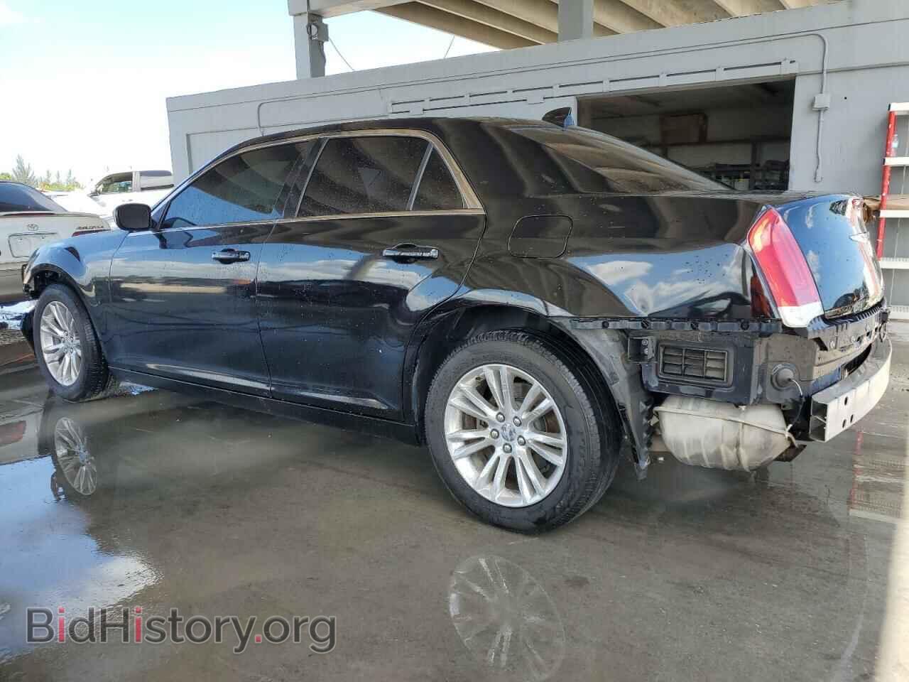 2017 CHRYSLER 300 - VIN: 2C3CCAAG9HH567891 - Фото 2