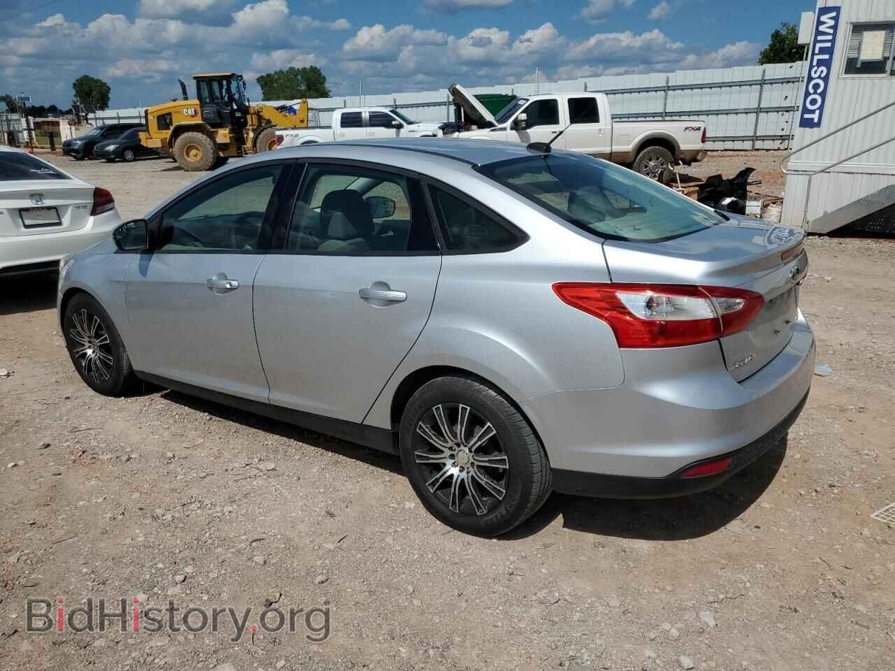 2013 FORD FOCUS - VIN: 1FADP3F25DL200468 - Photo 2