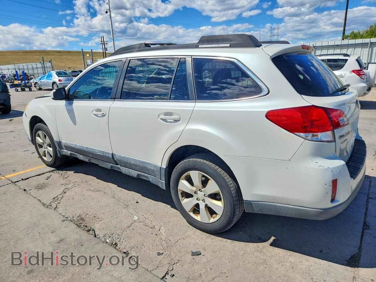 2011 SUBARU OUTBACK - VIN: 4S4BRBCC1B3315192 - Photo 2