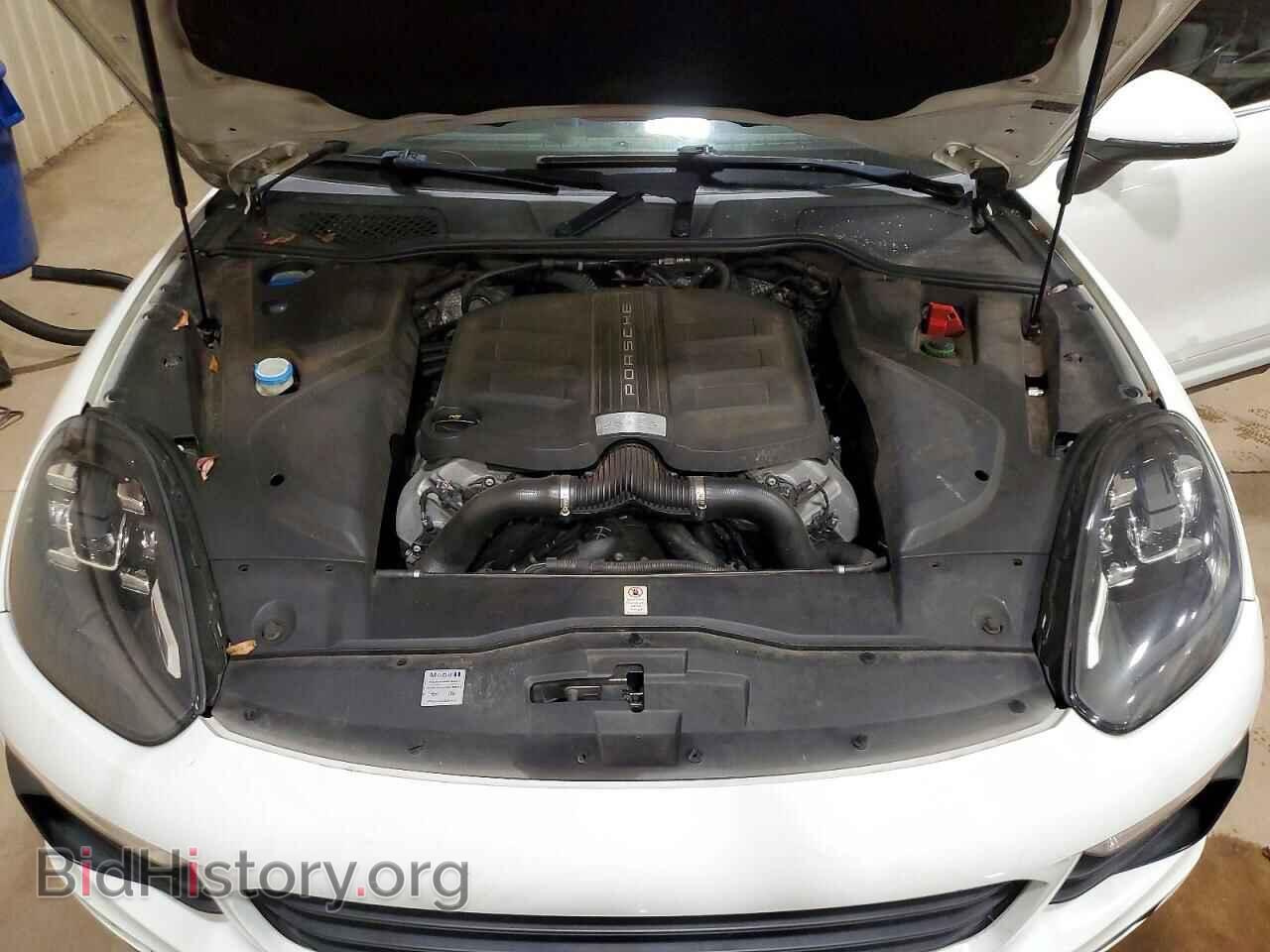 2017 PORSCHE CAYENNE - VIN: WP1AB2A26HLA51165 - Photo 11