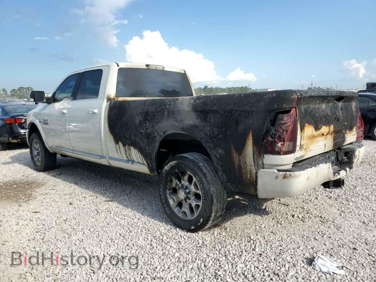 2018 RAM 3500 - VIN: 3C63R3KL8JG244799 - Photo 2