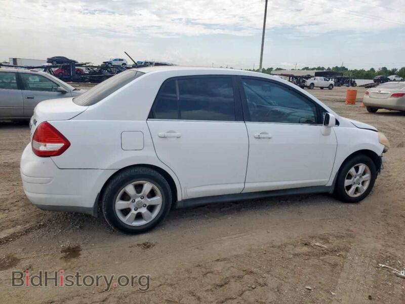 2007 Nissan VERSA (VIN 3N1BC11E47L438097) — photo 3 of 13