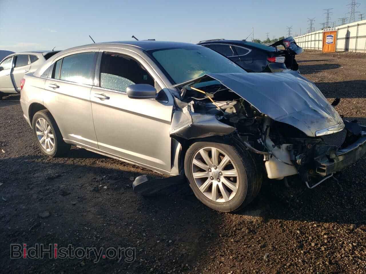 2013 CHRYSLER 200 - VIN: 1C3CCBBB3DN573535 - Фото 4